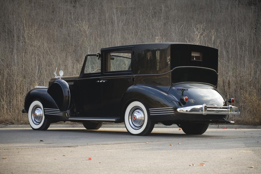  Packard Super Eight 160 Town Car 1941 года  (фото 4 из 4)